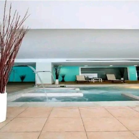Elegante Alojamiento Con Piscina A 200 M Del Mar. Leilighet Benalmádena Eksteriør bilde