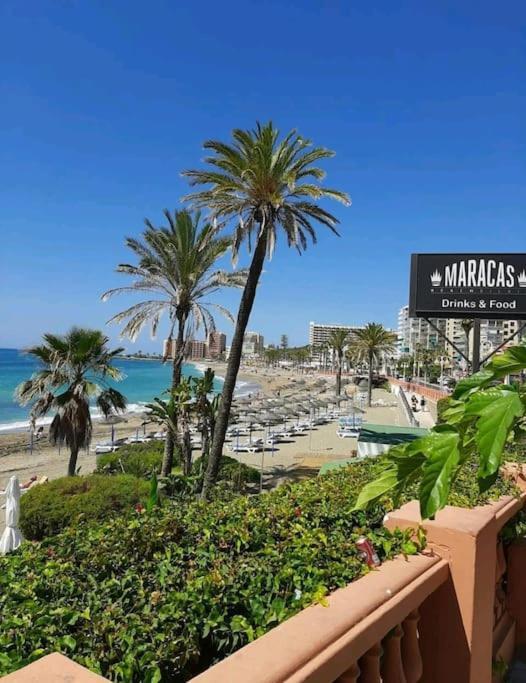 Elegante Alojamiento Con Piscina A 200 M Del Mar. Leilighet Benalmádena Eksteriør bilde