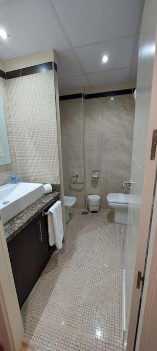 Elegante Alojamiento Con Piscina A 200 M Del Mar. Leilighet Benalmádena Eksteriør bilde
