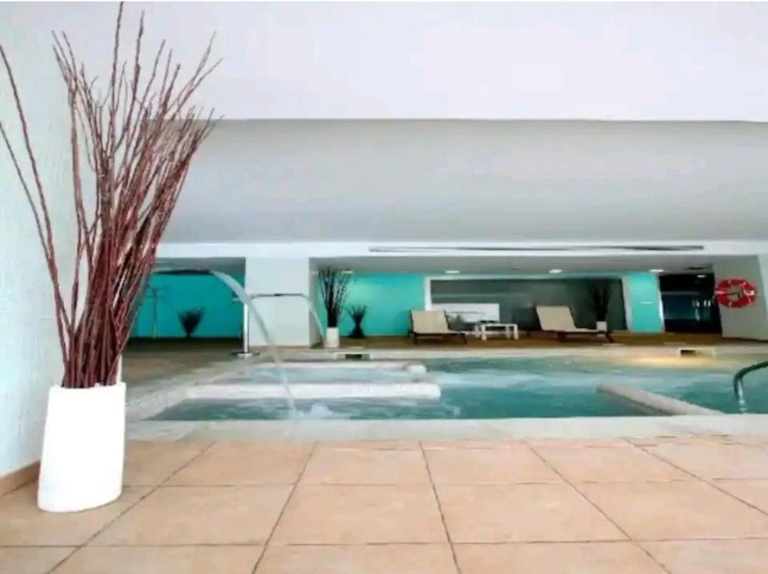 Elegante Alojamiento Con Piscina A 200 M Del Mar. Leilighet Benalmádena Eksteriør bilde